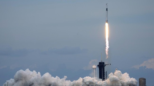 Satelit Indonesia Satria-1 Berhasil Meluncur dari Landasan SpaceX